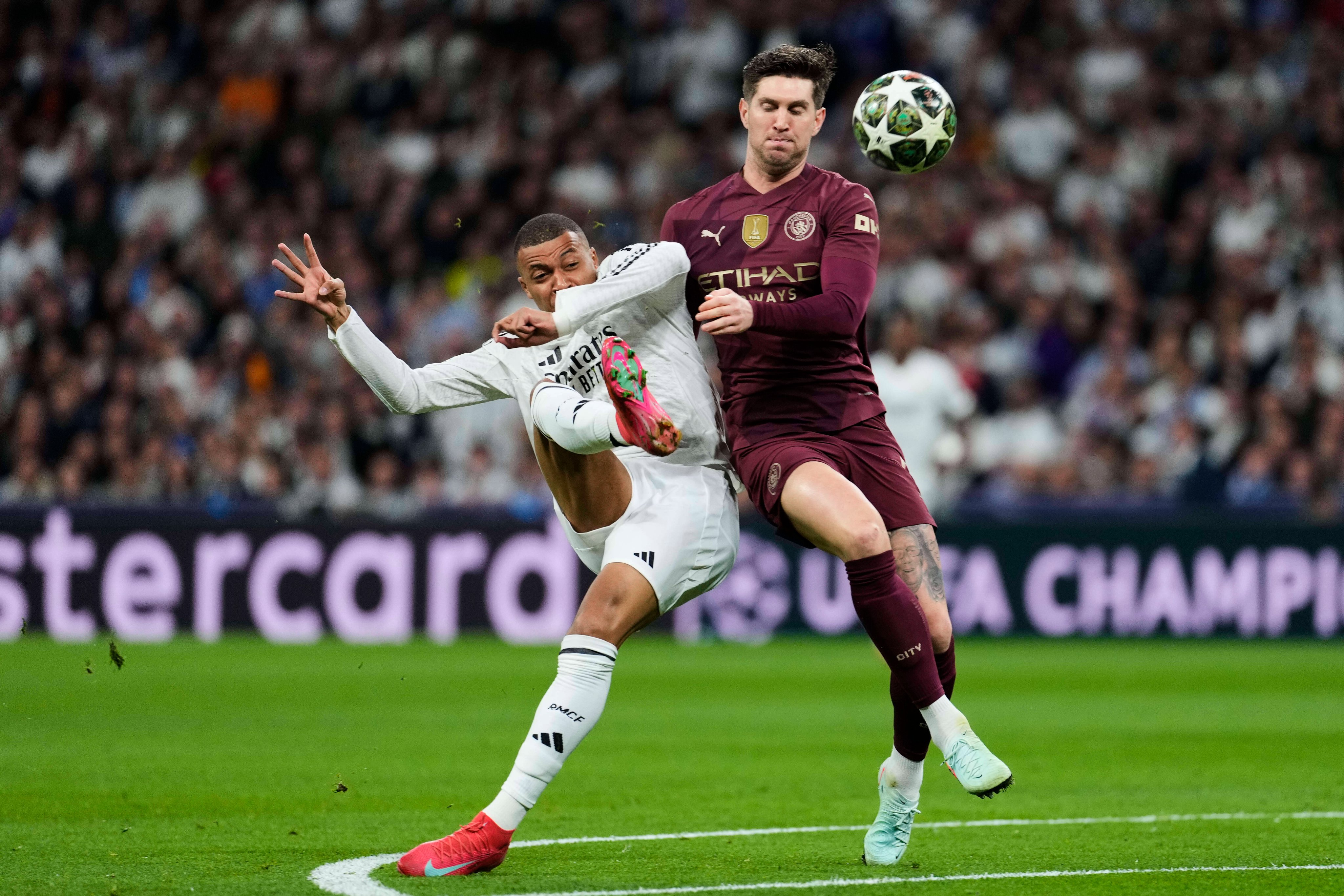 九游体育APP下载-曼联大胜尤文图斯,欧冠冠军轮番出局