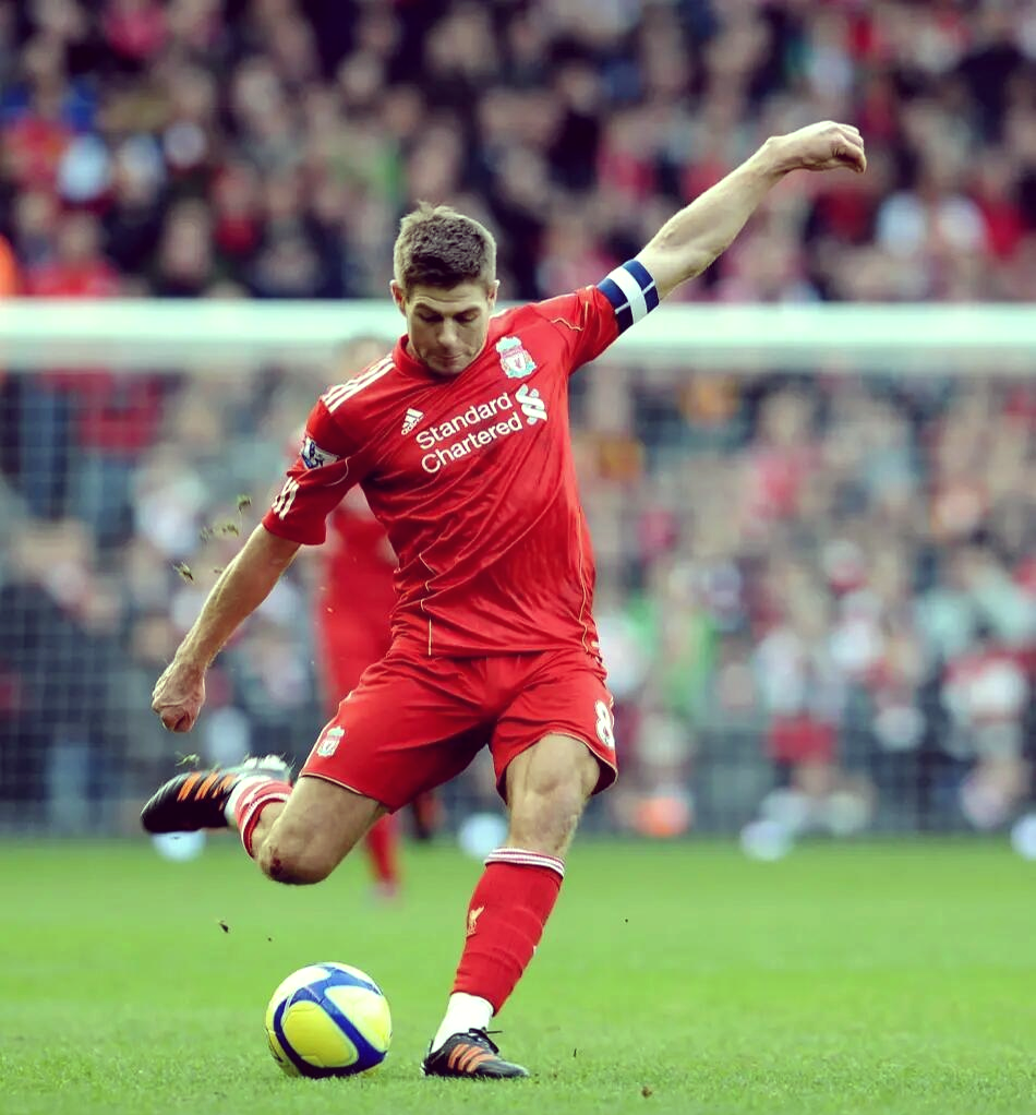 沙尔克战胜疲态明显,整顿阵容 沙尔克战胜疲态明显,整顿阵容