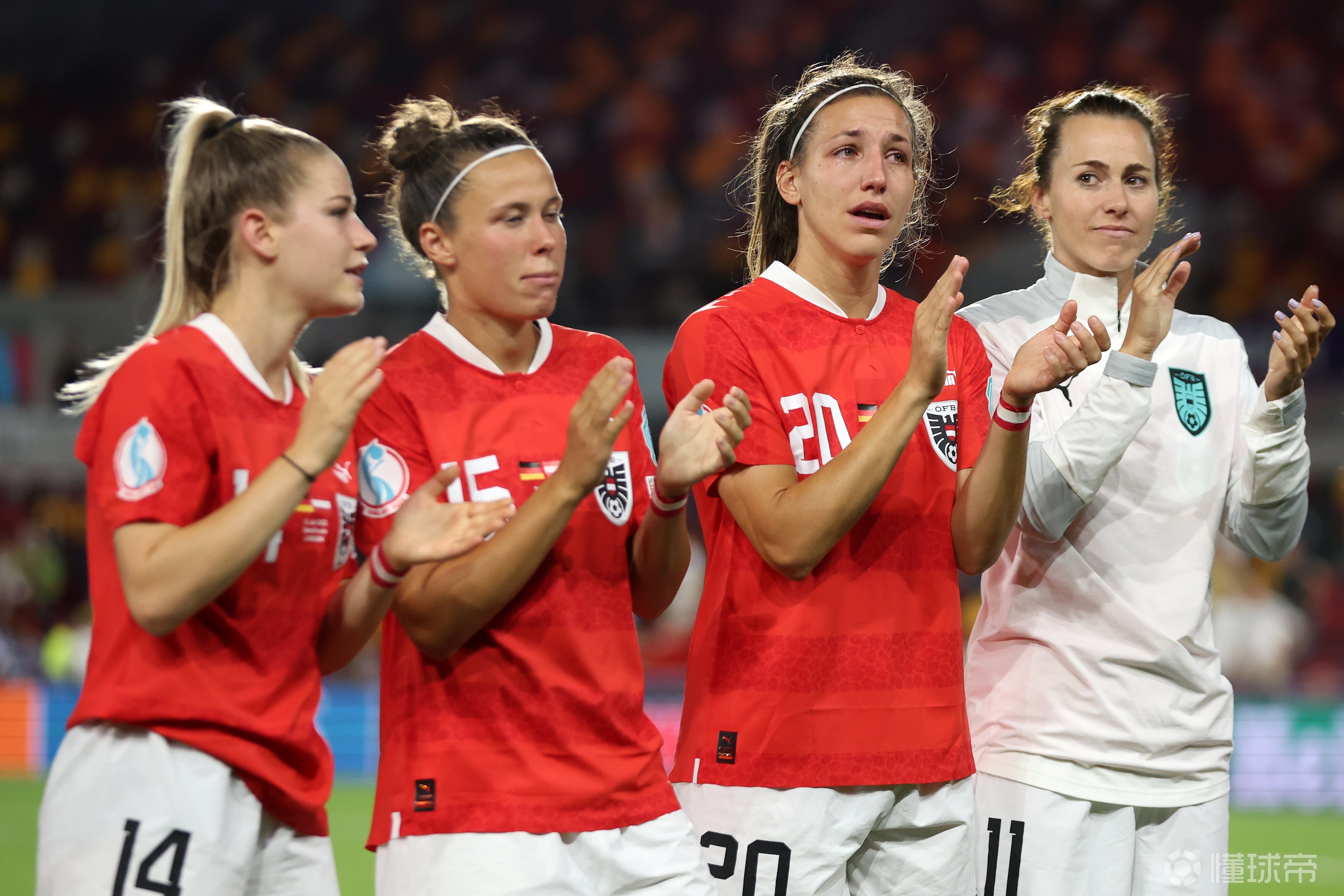 德国女足勇夺关键胜利,取得连胜! 德国女足勇夺关键胜利,取得连胜!