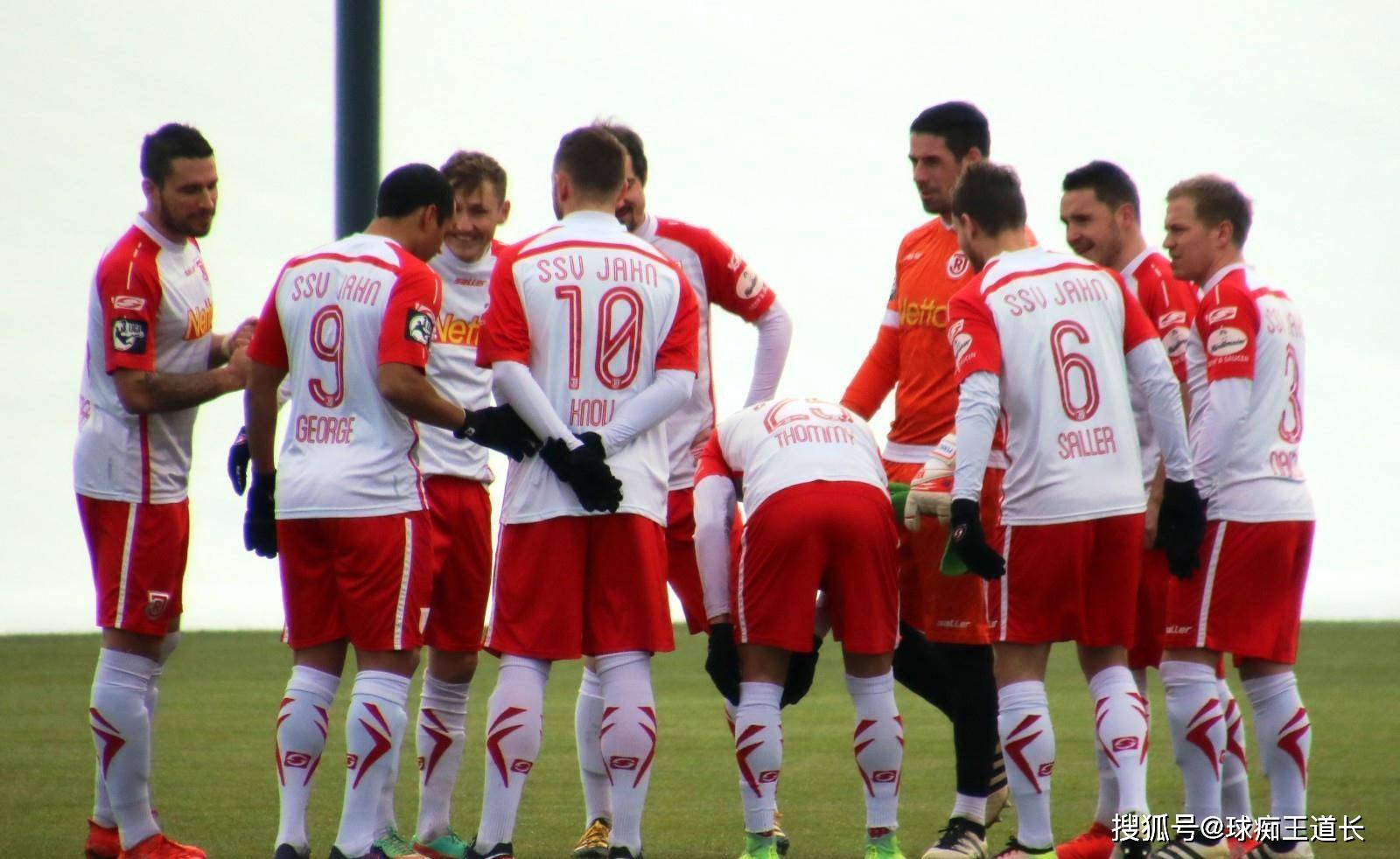 关于雷根斯堡重夺客场三分，稳固中游位置的信息