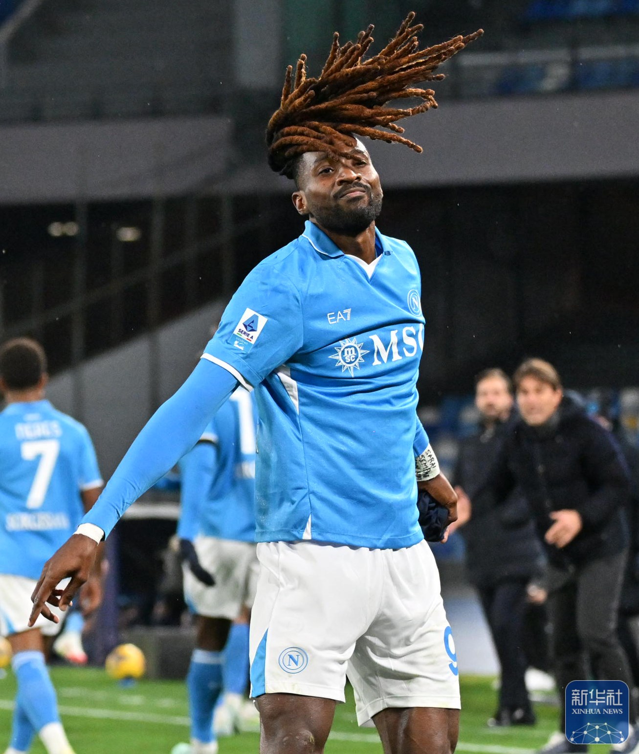 那不勒斯新签约球员正式亮相 那不勒斯新签约球员正式亮相