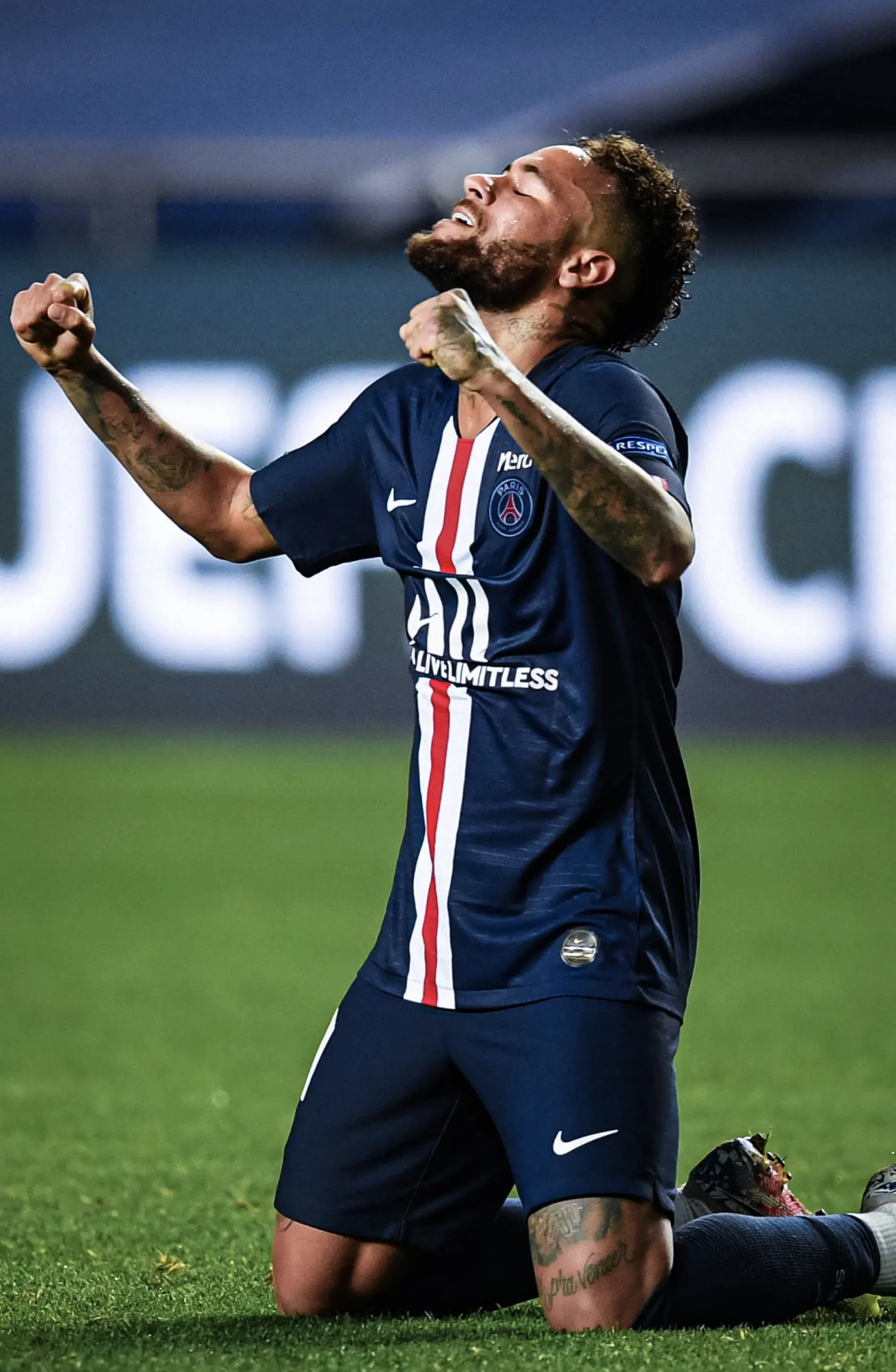 九游APP-包含巴黎圣日耳曼力克强敌,凭借尼马破门的词条