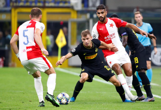 队伍实力均衡,胜负悬念让人心跳加速 队伍实力均衡,胜负悬念让人心跳加速