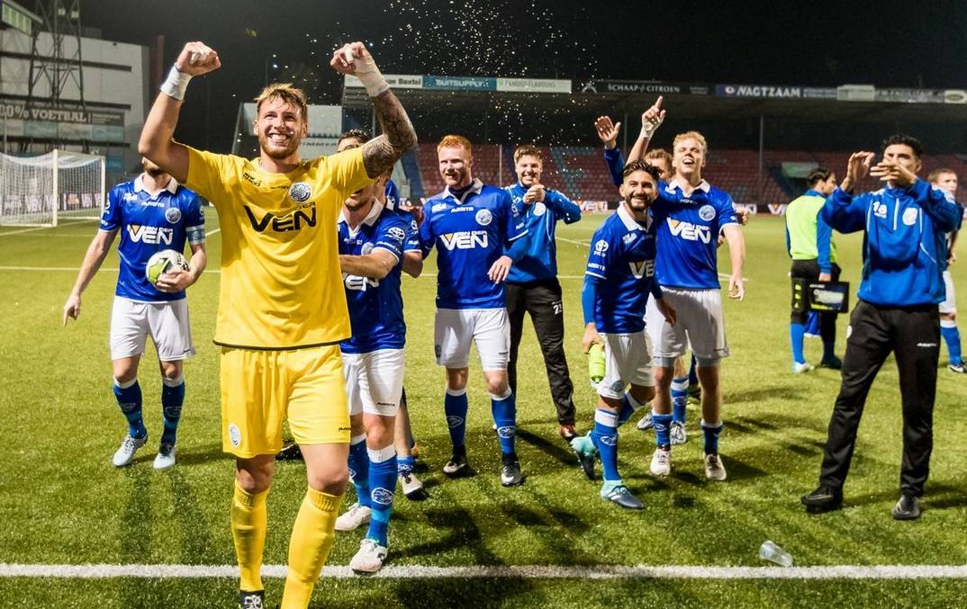 九游娱乐官方-塞维利亚夺取胜利,球队默契配合令人倾倒的简单介绍