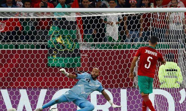 诺里奇城门将出色表现,为球队保持不败创造条件 诺里奇城门将出色表现,为球队保持不败创造条件