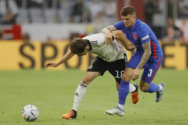 九游娱乐入口-英格兰主场击败波兰，小组排名提升