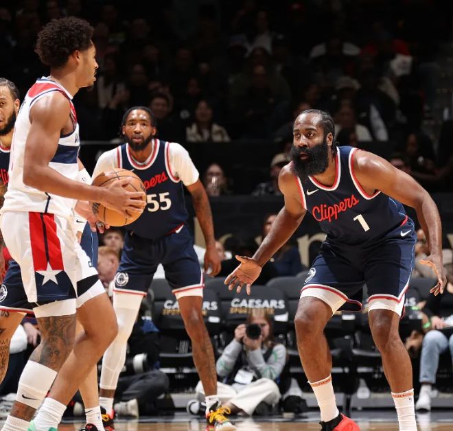 九游娱乐网站-快船外线火力全开,击败黄蜂更进一步的简单介绍