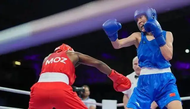 九游娱乐官方网站-夏日狂欢!球队华丽进攻轻松晋级的简单介绍