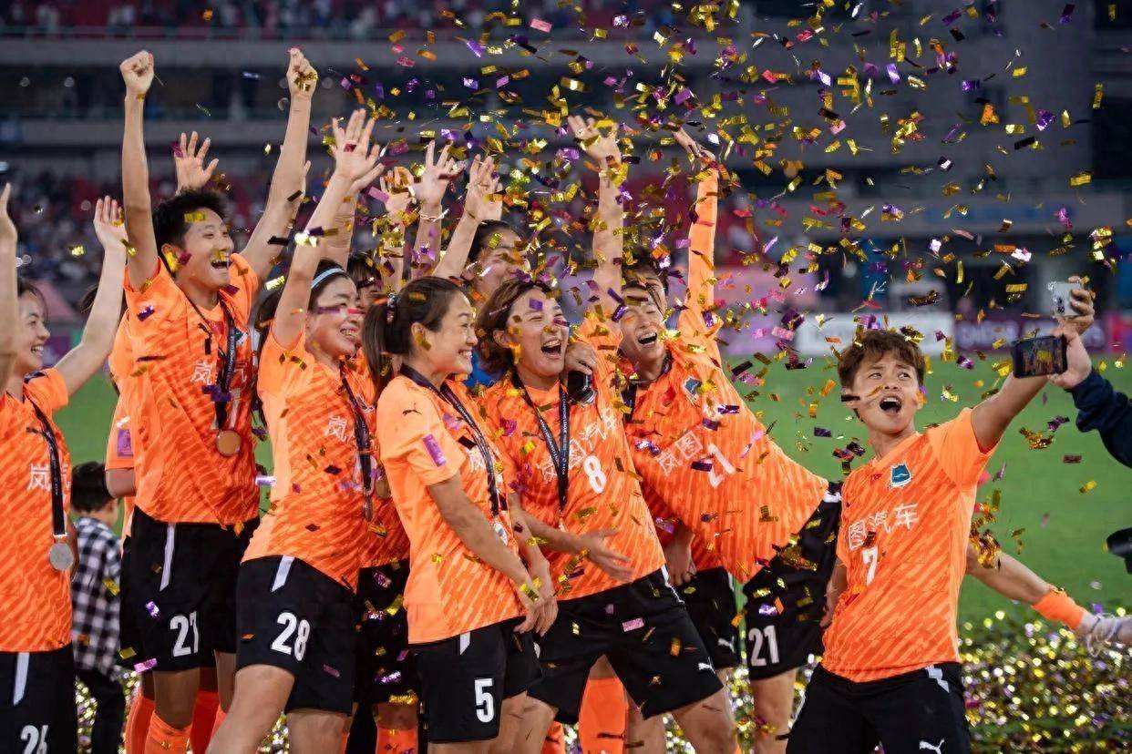 九游娱乐官方-大洋洲女足队员凭借实力,获得胜利