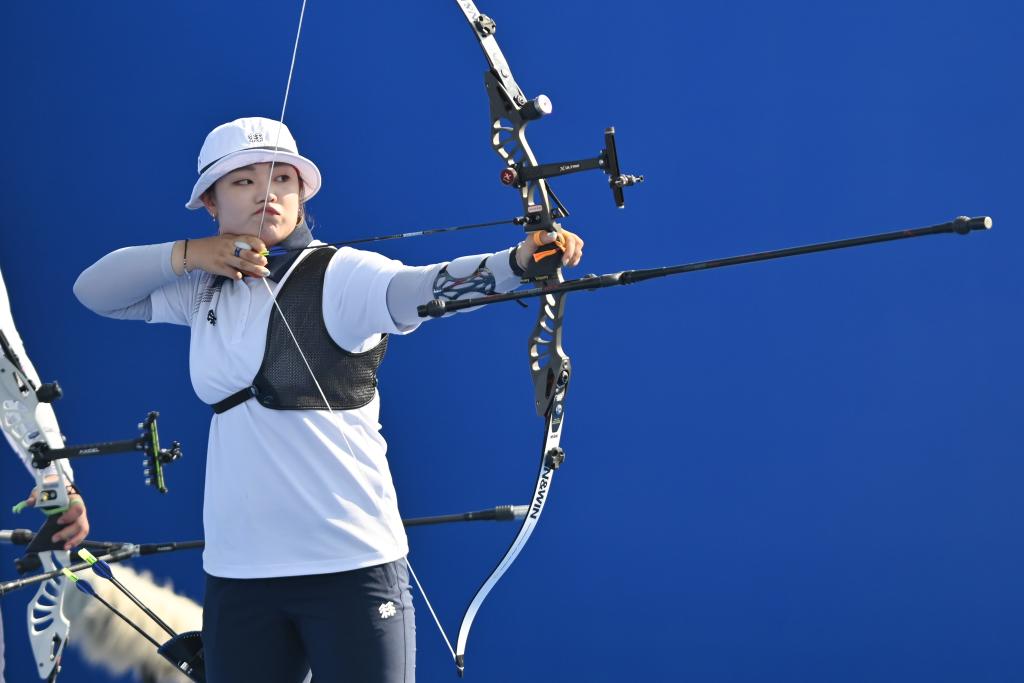 韩国选手在射箭项目中夺得金牌 韩国选手在射箭项目中夺得金牌