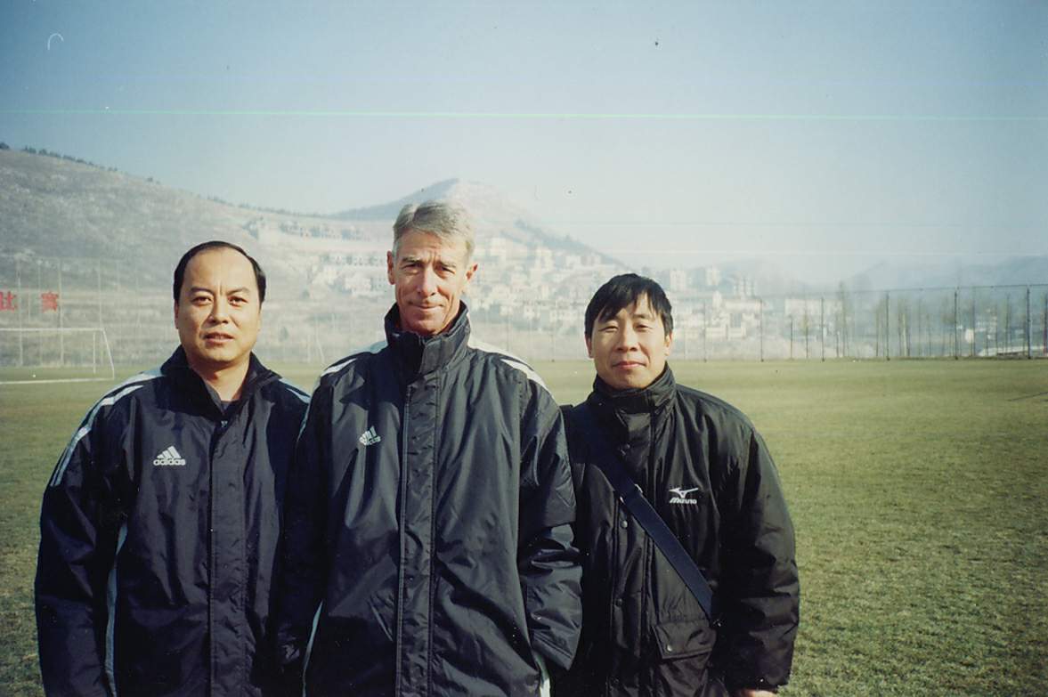 关于广岛三箭主帅因违规被罚款,俱乐部生变的信息 关于广岛三箭主帅因违规被罚款,俱乐部生变的信息