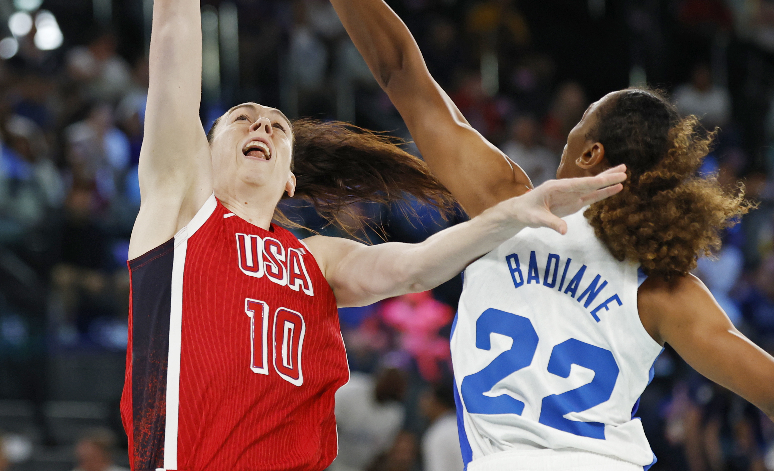 美国妇女篮球队赢得奥运最后卡位赛 美国妇女篮球队赢得奥运最后卡位赛