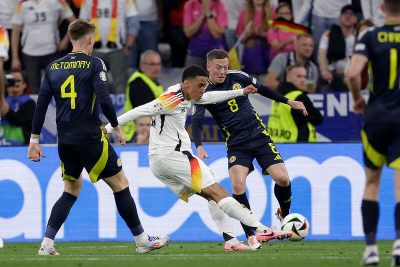 德国队在爱尔兰取胜,成功晋级欧洲杯 德国队在爱尔兰取胜,成功晋级欧洲杯