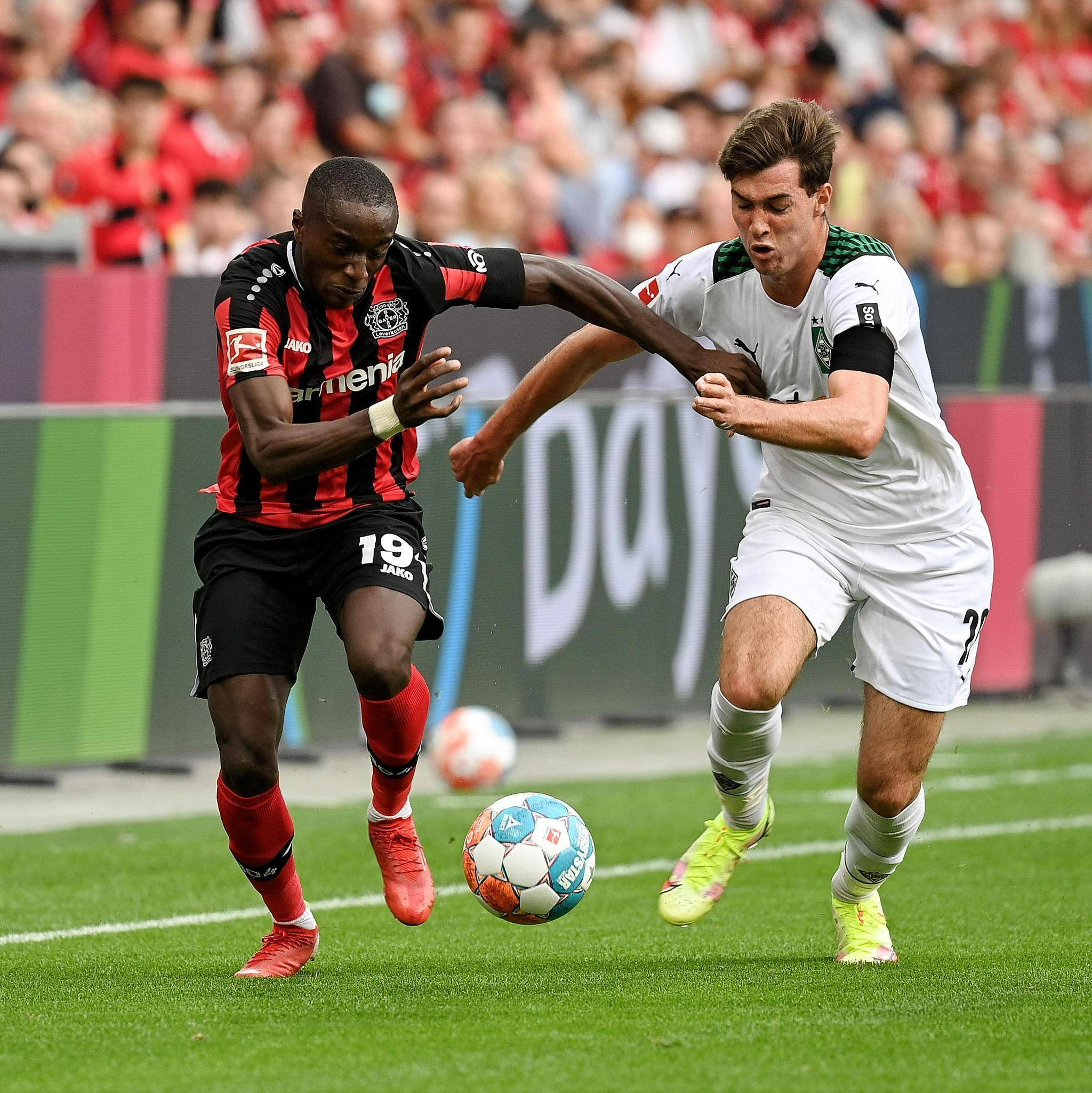 九游体育-法兰克福主场难敌霍芬海姆,遭逆转失败