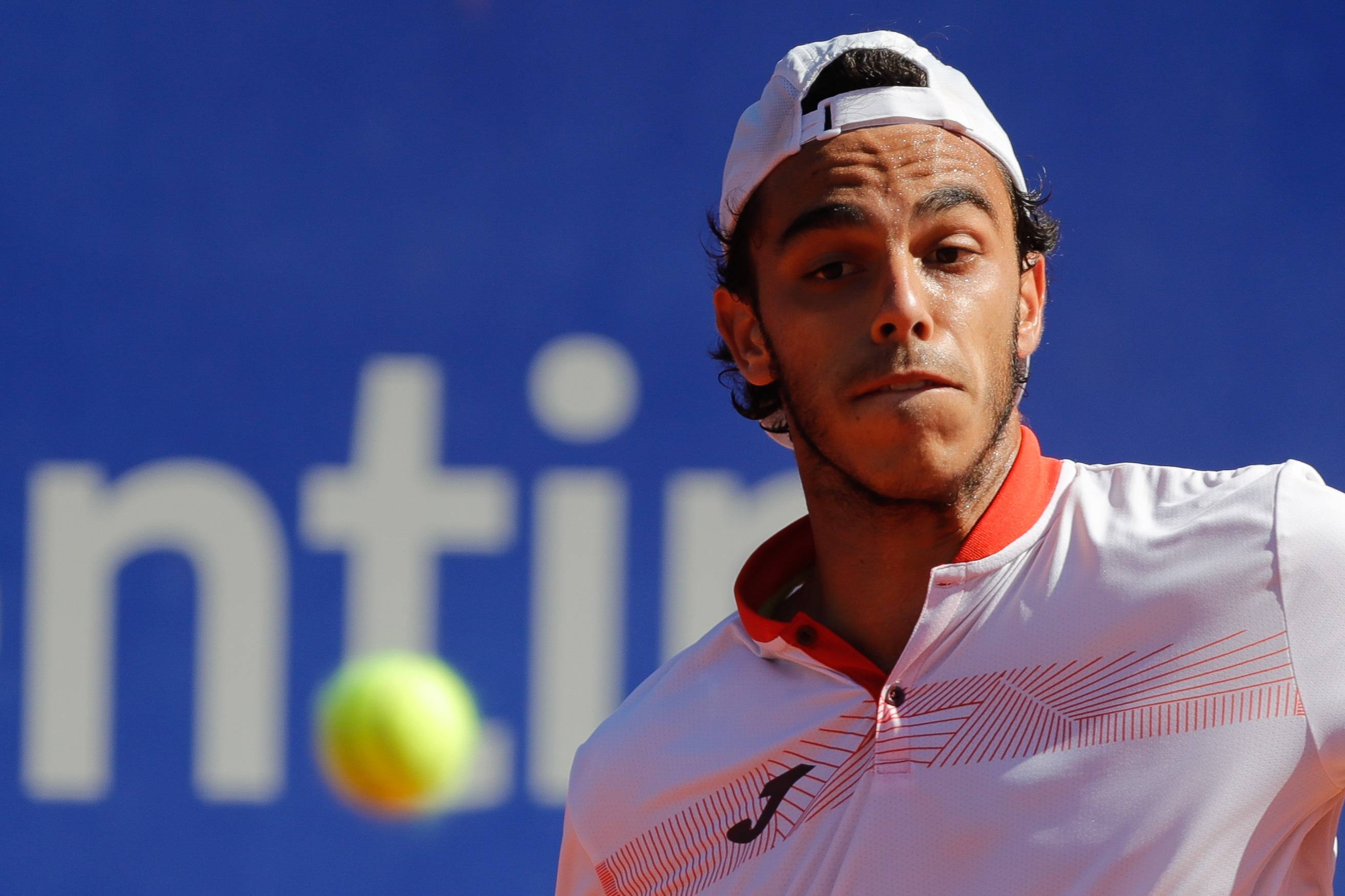 9you娱乐-游泳比赛中阿根廷选手斩获佳绩