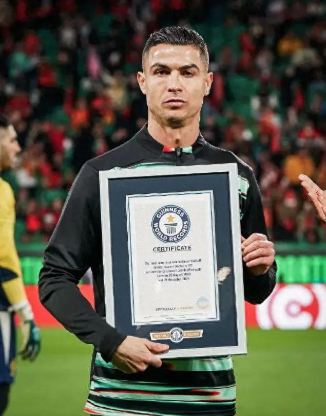 九游娱乐-关于世界足球先生评选揭晓,巨星闪耀的信息