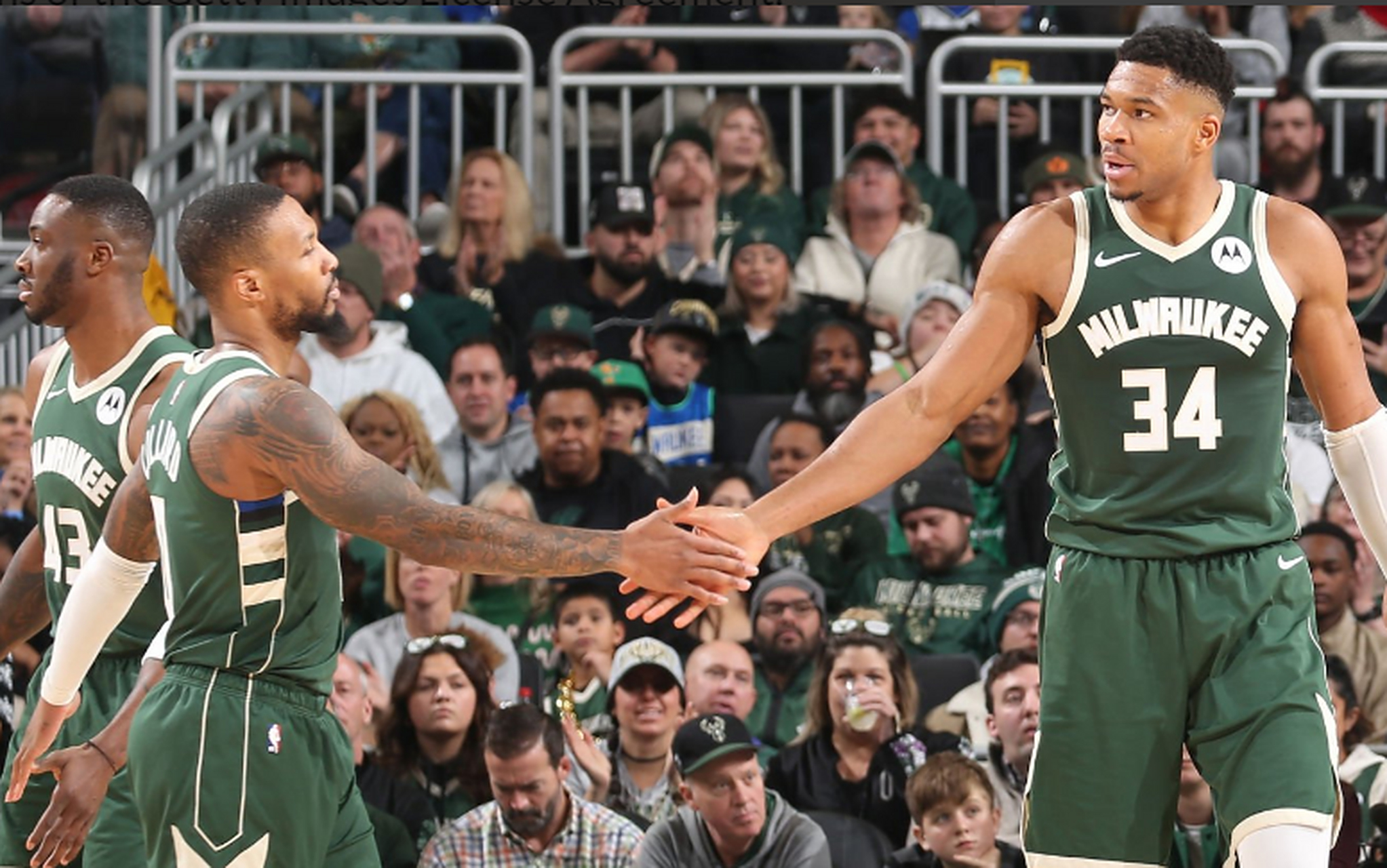 开拓者主场惨败快船,利拉德砍下50分 开拓者主场惨败快船,利拉德砍下50分