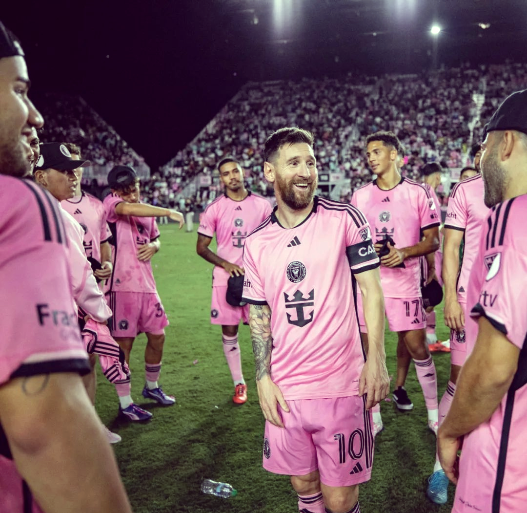 九游体育-梅西斩获帽子戏法:巴塞罗那大胜