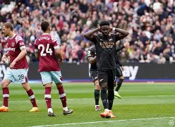 九游娱乐官方-关于西汉姆联全队备战齐心,决战比赛的信息