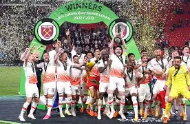 关于西汉姆联全队备战齐心,决战比赛的信息 关于西汉姆联全队备战齐心,决战比赛的信息