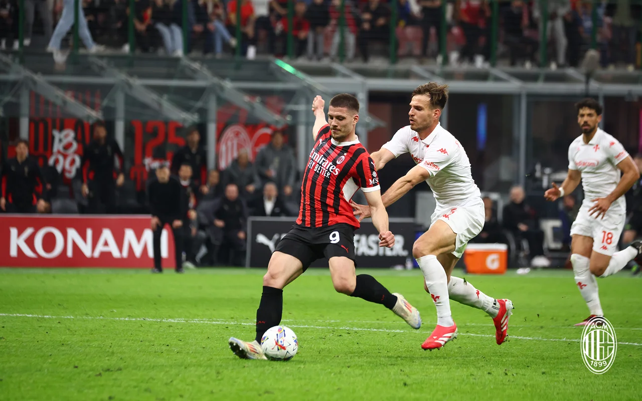 九游体育APP下载-AC米兰主场迎战佛罗伦萨,胜负难料