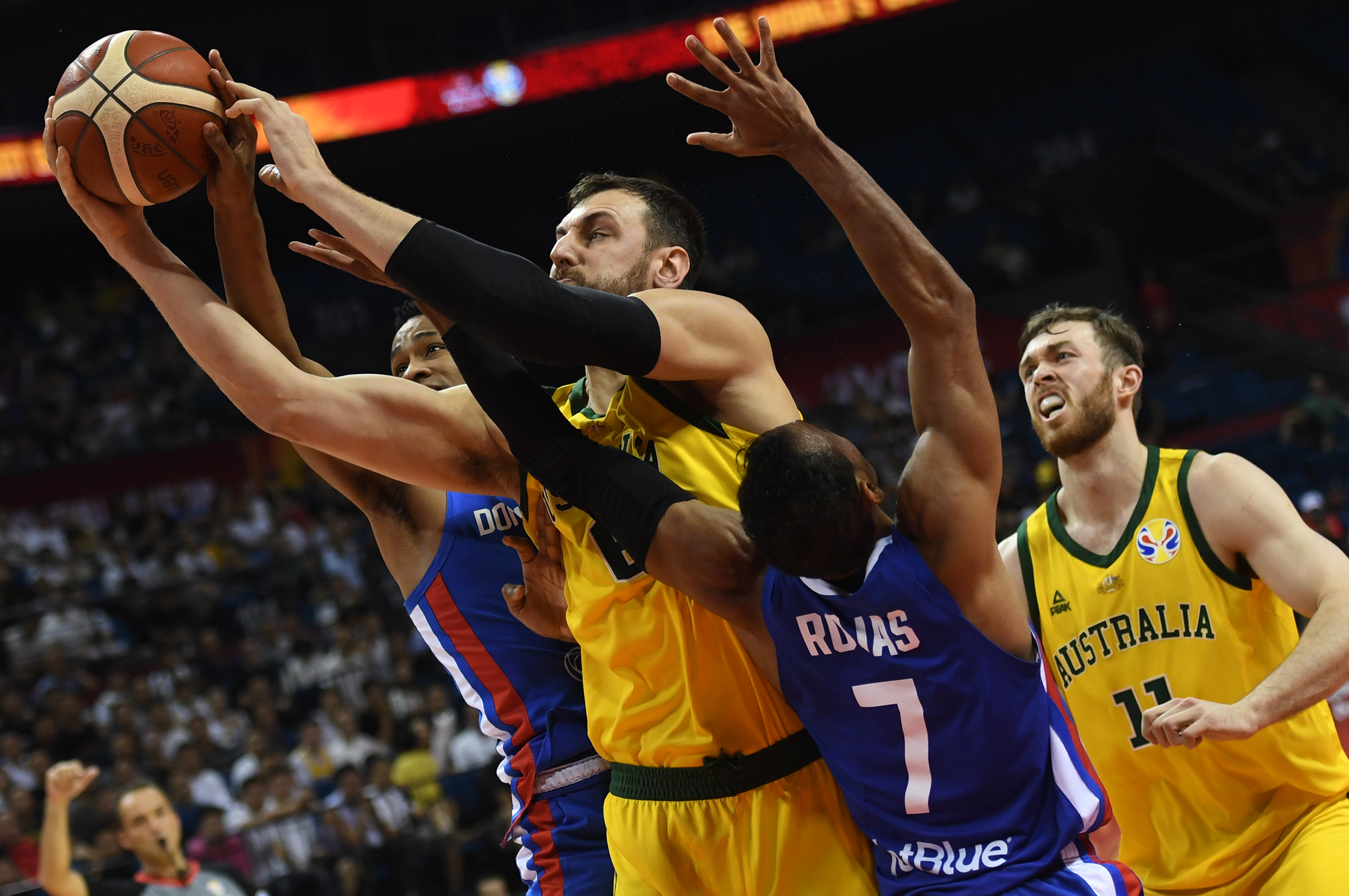 澳大利亚横扫西班牙,挺进篮球世界杯决赛 澳大利亚横扫西班牙,挺进篮球世界杯决赛