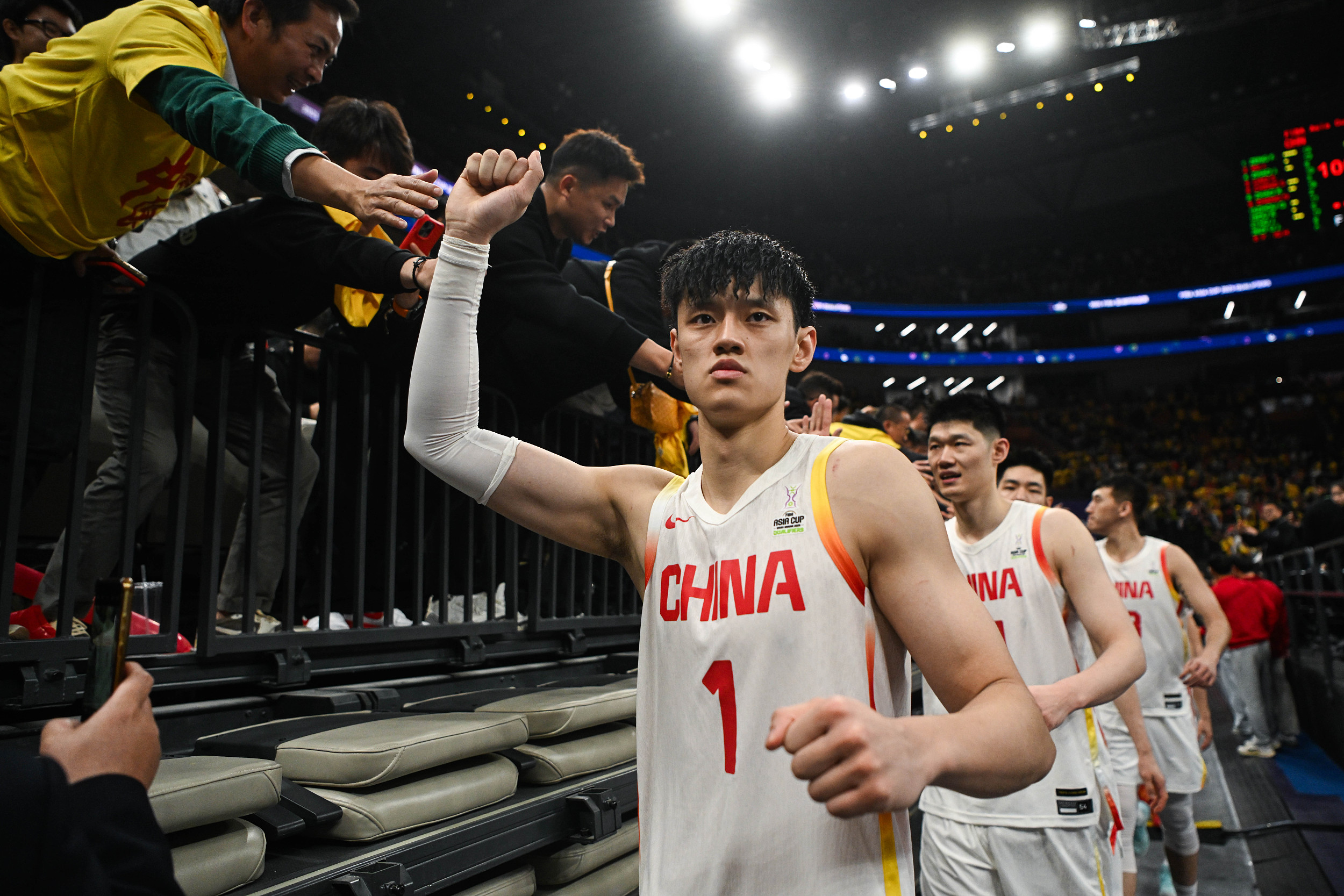 九游游戏-关于湖南男篮队员表现优秀,全力以赴的信息