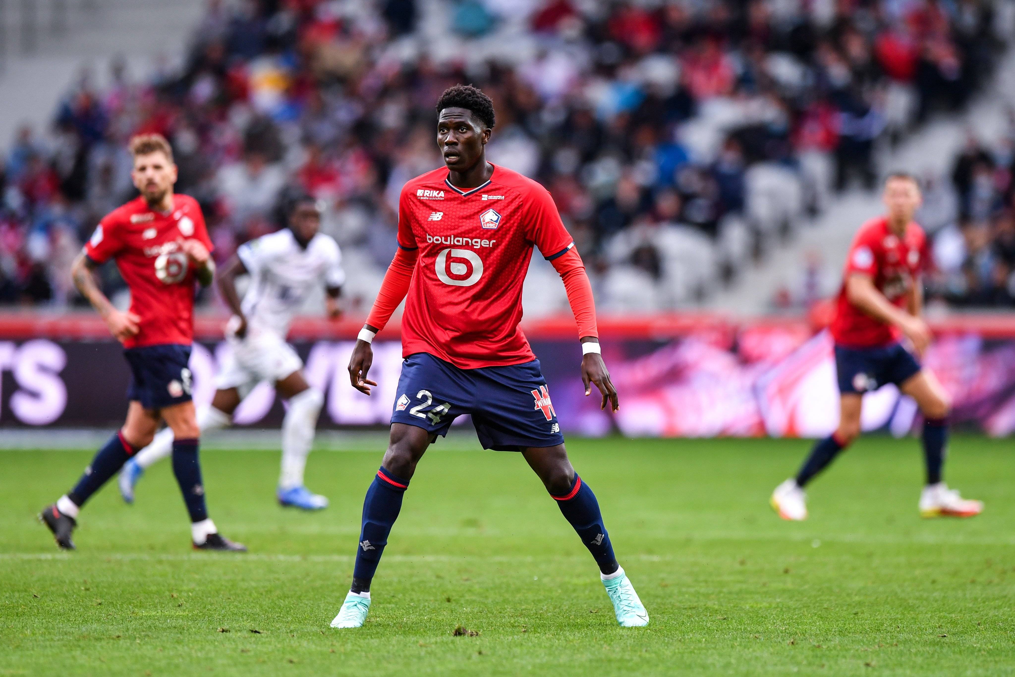 九游官网-亚眠队新赛季表现出色,成为法甲黑马