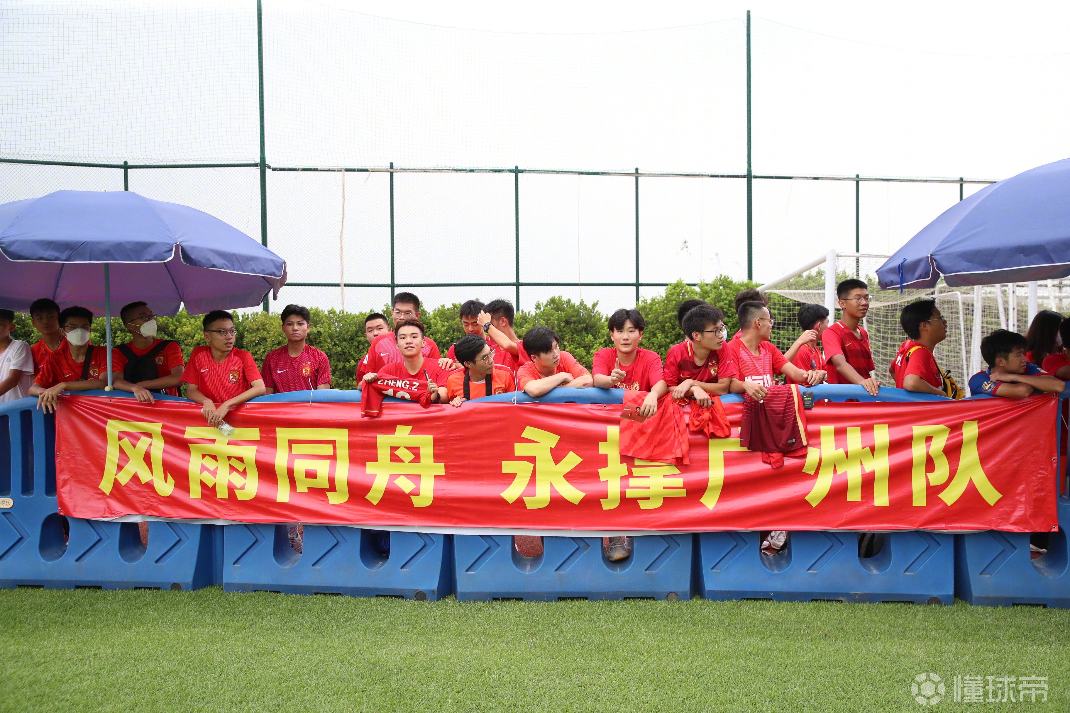 九游娱乐网站-包含柏林队迎来胜利,球迷热情接受狂欢的词条