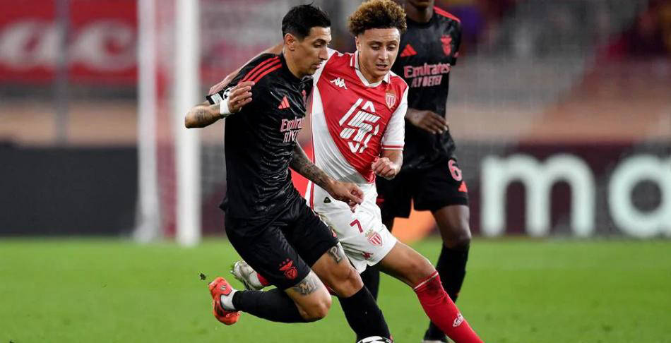 摩纳哥客场击败对手,保持连胜 摩纳哥客场击败对手,保持连胜