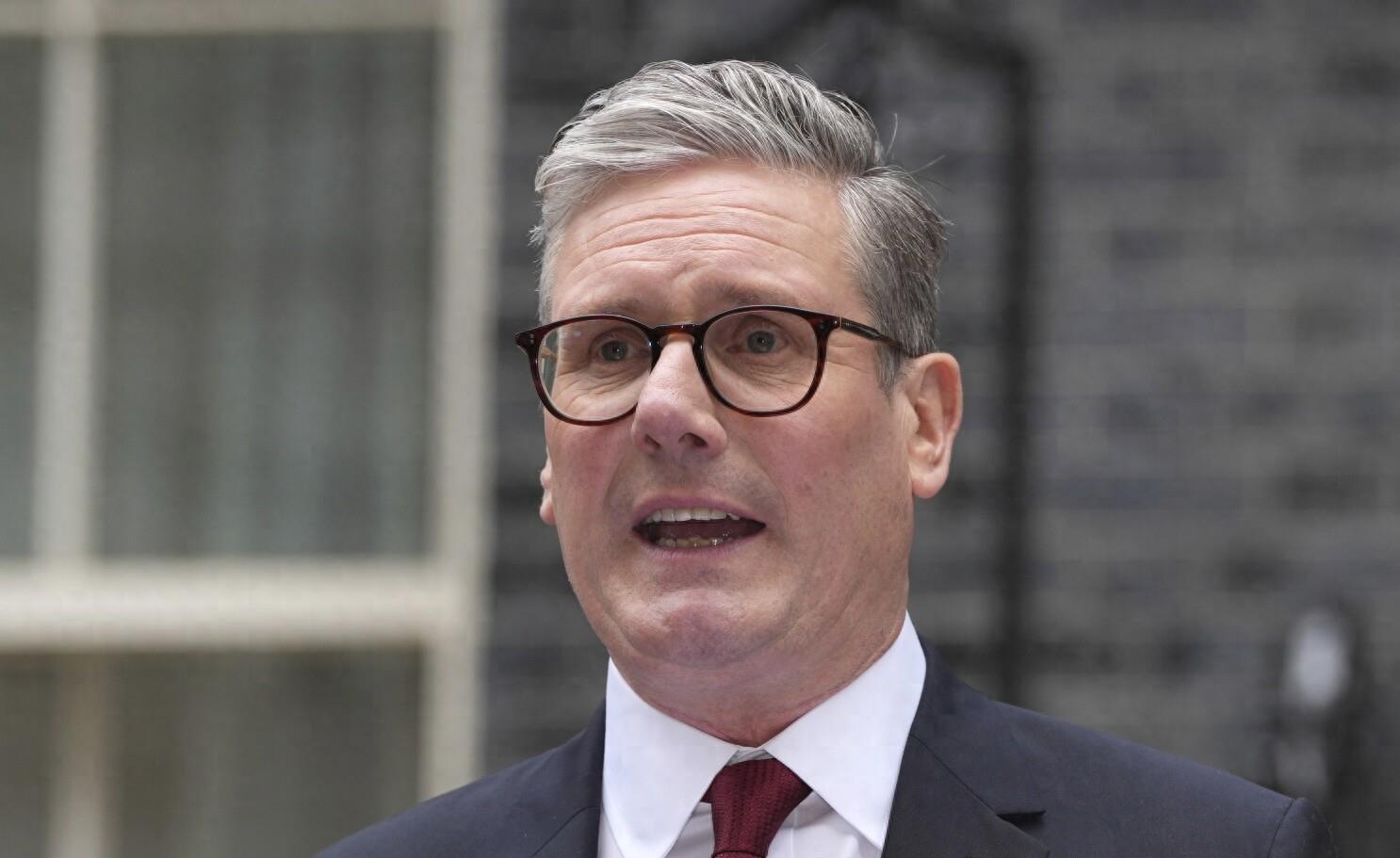 包含汉诺威客场告捷,德甲争冠局势稍现曙光的词条 包含汉诺威客场告捷,德甲争冠局势稍现曙光的词条