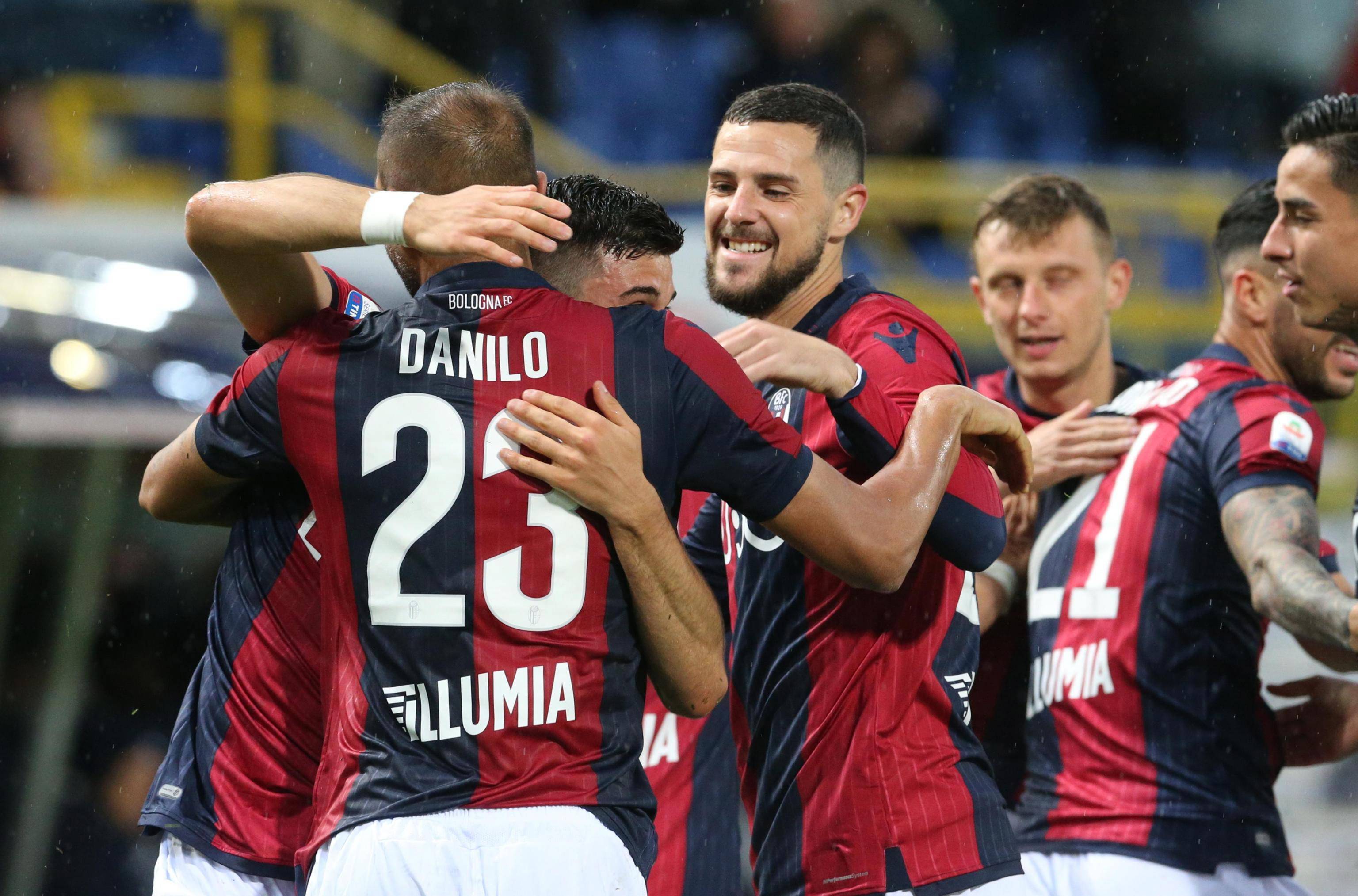 乌迪内斯边路发起进攻,带来一场胜利 乌迪内斯边路发起进攻,带来一场胜利