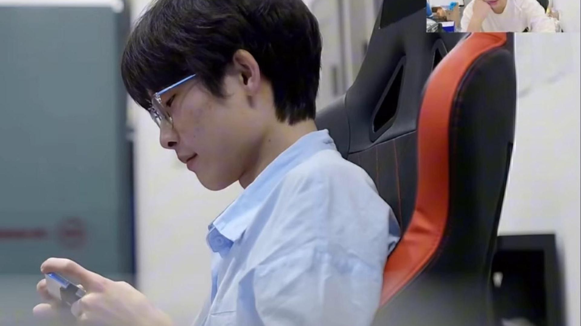 九游游戏-FLY轻取JDG,369开启传奇时刻宿命之战成都决赛之夜,点燃全场激情