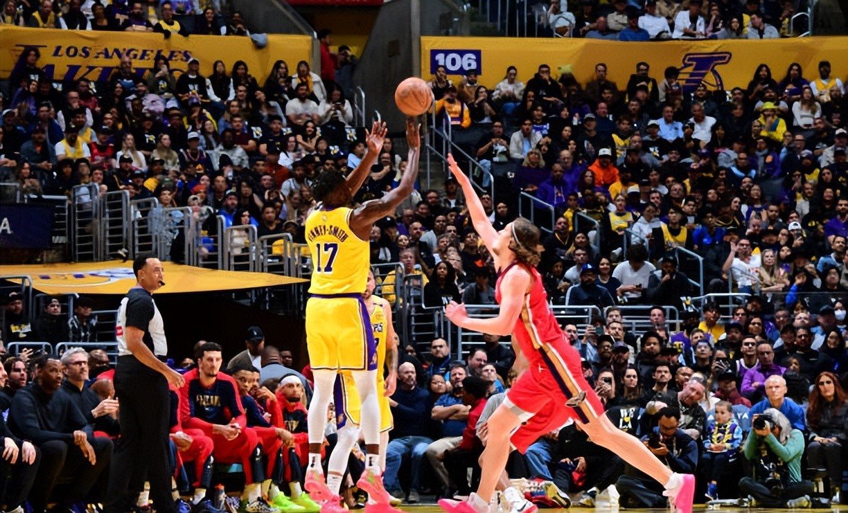 鹈鹕队主场战胜公牛,霍勒迪迎来进攻爆发 鹈鹕队主场战胜公牛,霍勒迪迎来进攻爆发