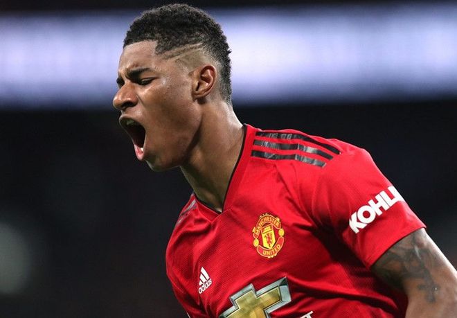 团结协作战术大赢三分,球队士气高昂无往不胜 团结协作战术大赢三分,球队士气高昂无往不胜