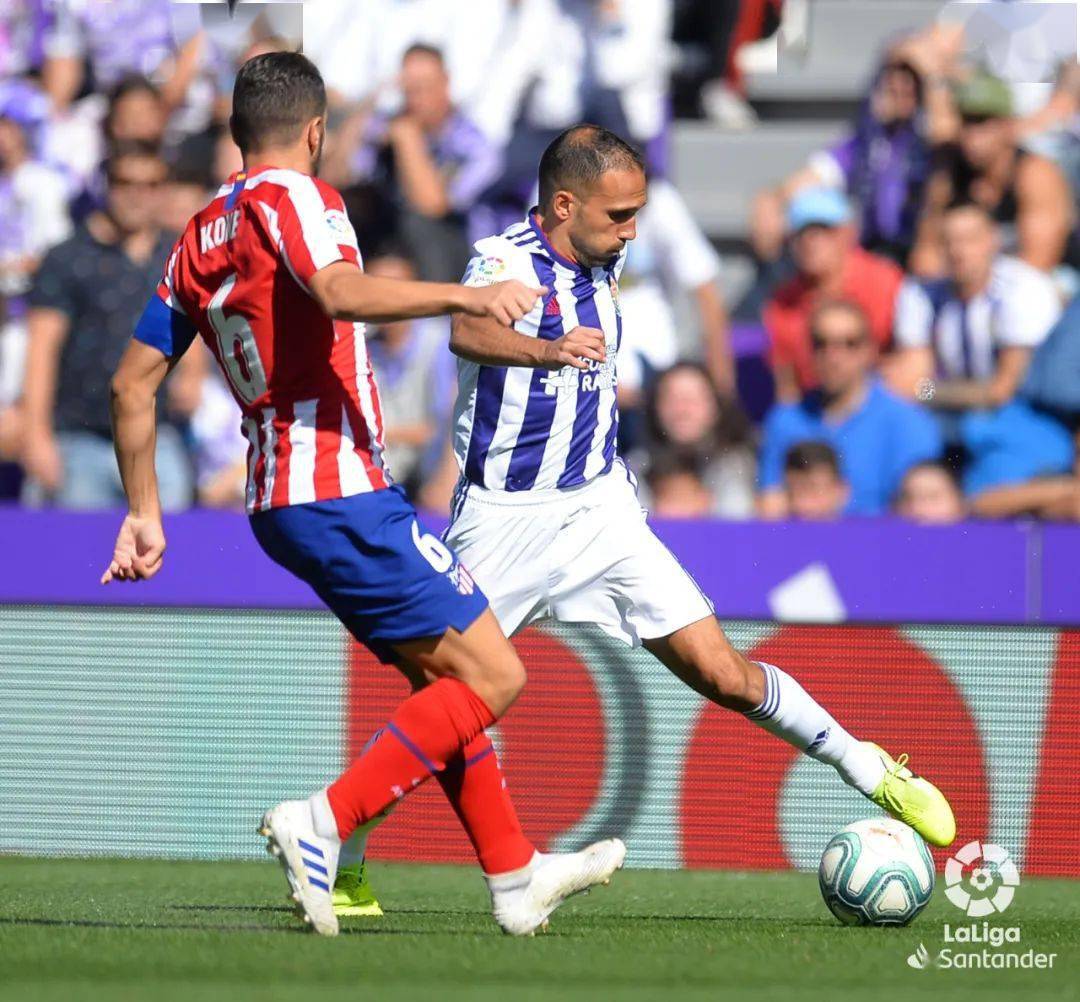 河北队势如破竹,击败劲敌登顶榜首 河北队势如破竹,击败劲敌登顶榜首