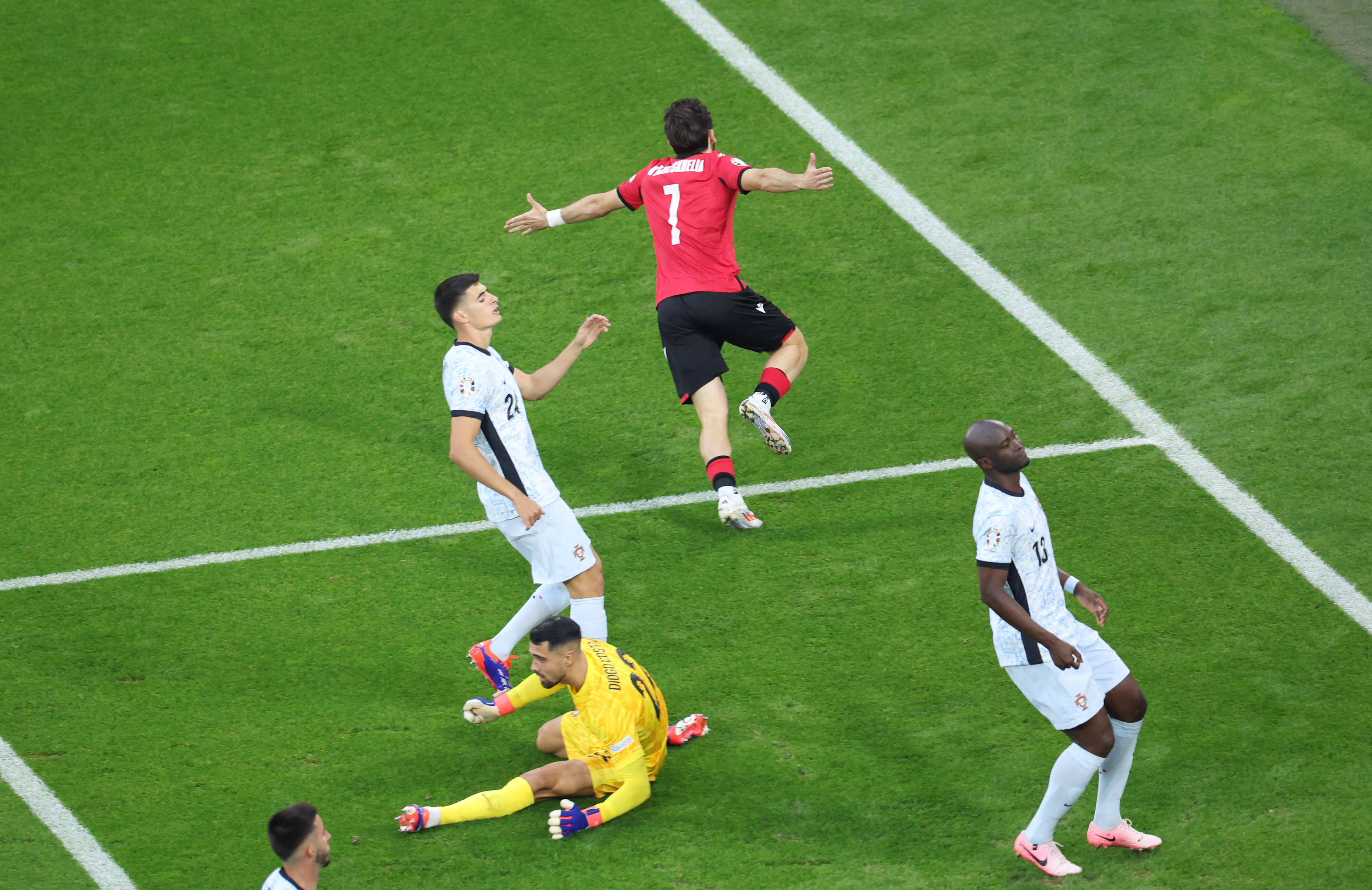 九游APP-精湛技艺!欧洲球队在比赛中彰显实力