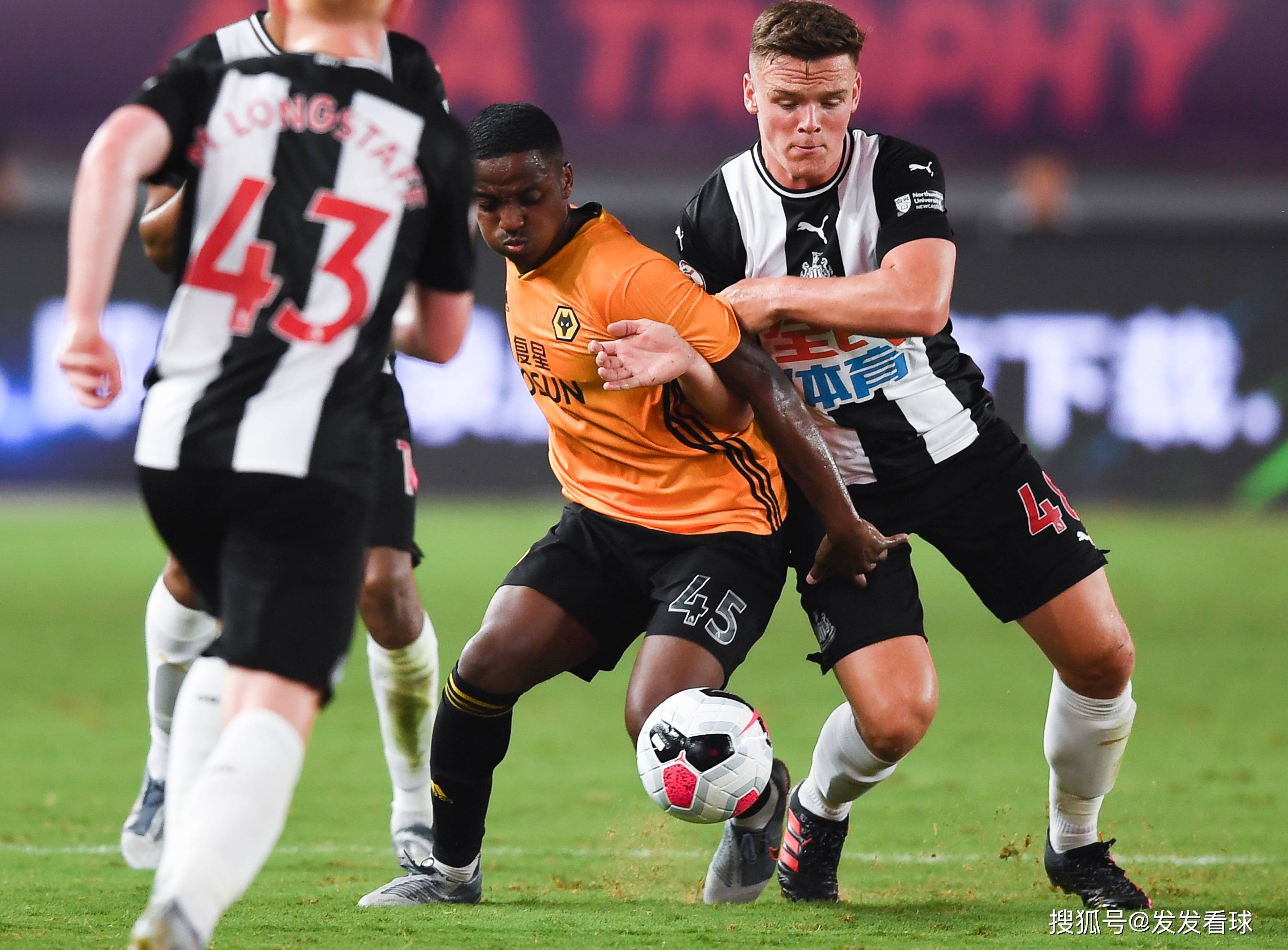 纽卡斯尔联队在最新一轮比赛中获胜 纽卡斯尔联队在最新一轮比赛中获胜