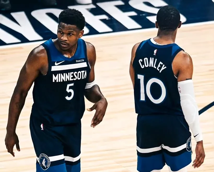 九游娱乐网页-纽约尼克斯主场不敌森林狼