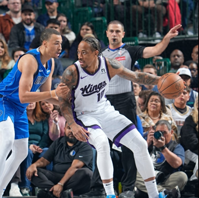 广东队力克辽宁队,德罗赞扛起全队 广东队力克辽宁队,德罗赞扛起全队